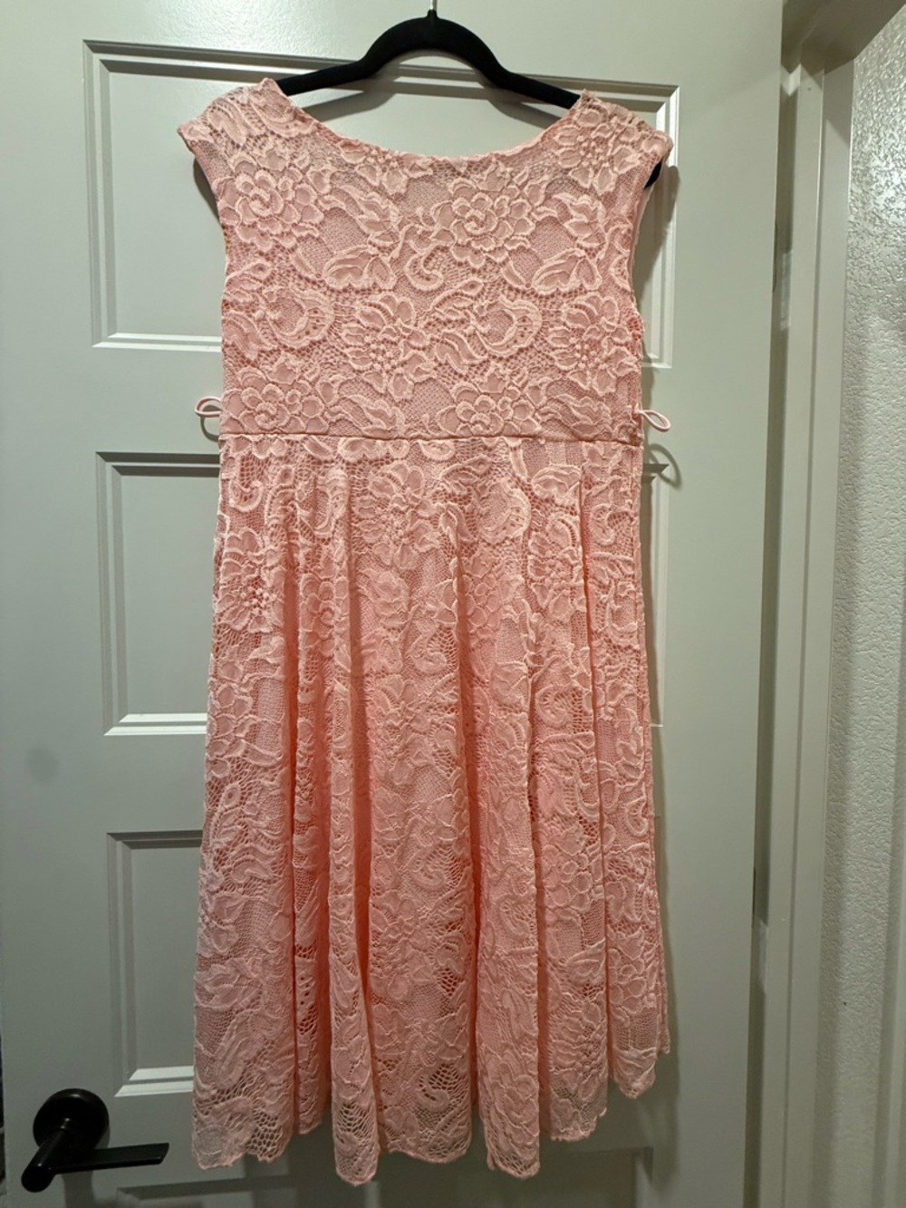 3/10$ Hello MIZ Blush Lace Midi Dress - Picture 2 of 3